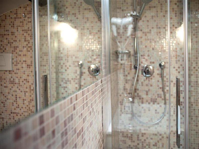 Alle Guglie Boutique Hotel Venesia Bagian luar foto
